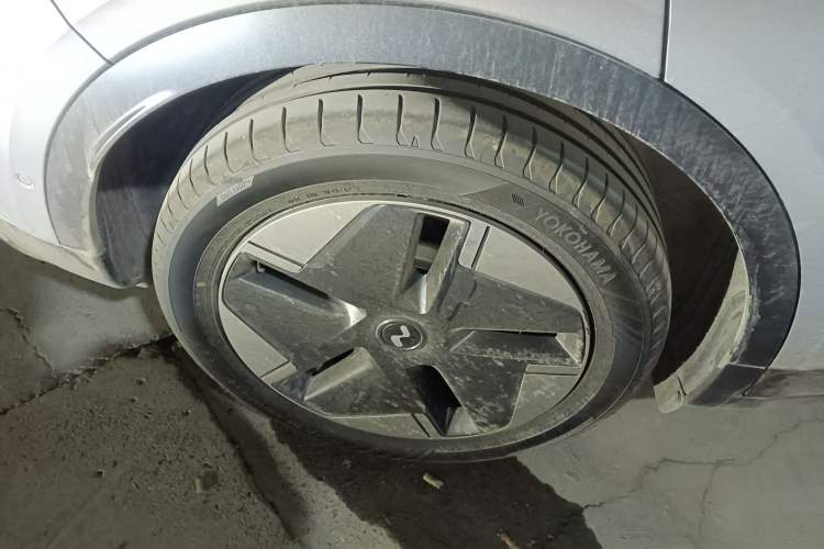 Used ONVO L60 2024 60 kWh Rear-Drive Version
