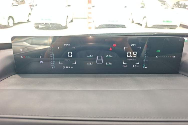 Used CHANGAN Eado 2025 Blue Whale 1.5T 500Bar Prestige Model
