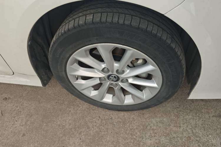 Used Toyota Corolla 2021 Dual-Motor 1.8L E-CVT Flagship Edition