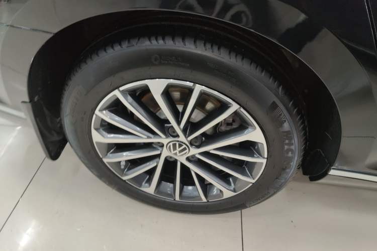 Used Volkswagen Magotan 2020 330TSI DSG Luxury Edition Exterior 5