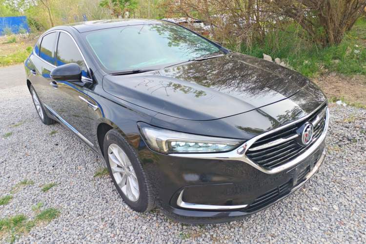 Used Buick LaCrosse 2022 552T Luxury Version Front Right 45 Deg