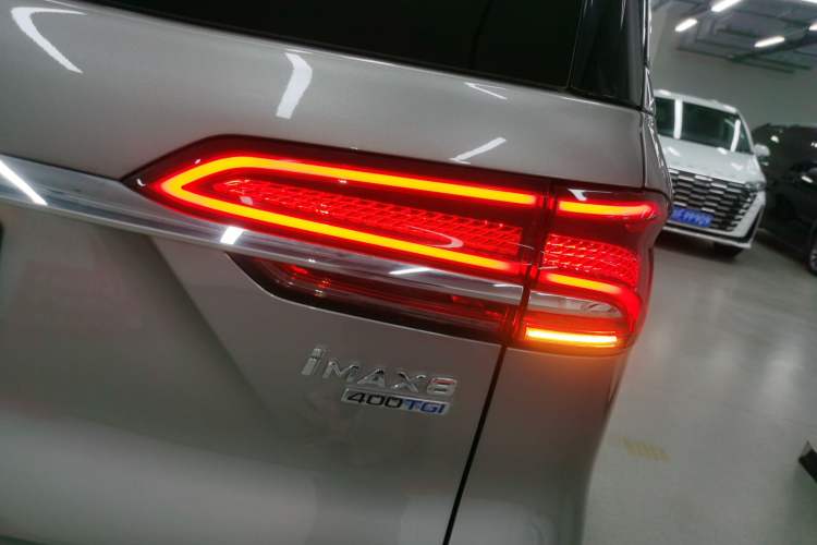 Used Roewe iMAX8 2023 400TGI Comfort Edition