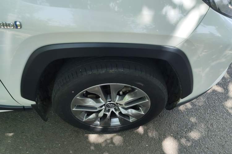 Used Toyota Wildlander 2021 Dual-Engine 2.5L E-CVT Two-Wheel Drive Luxury Edition
