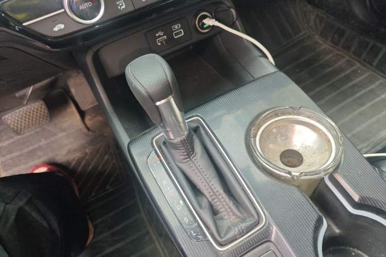 Used Honda Integra 2023 240TURBO CVT Tech Edition Gear Lever