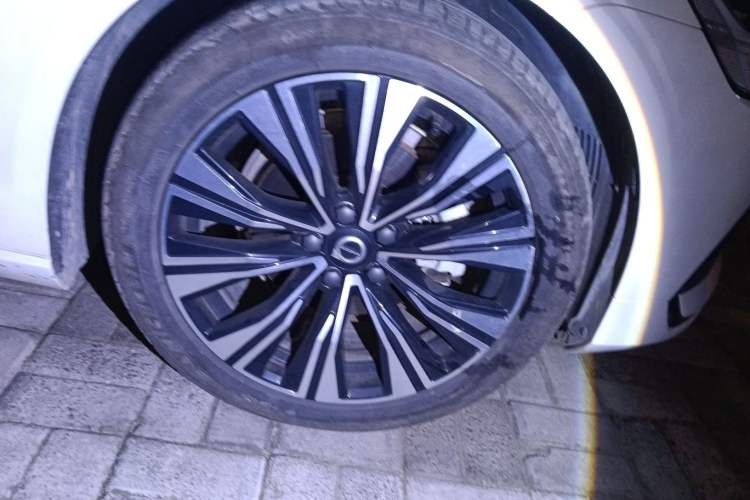 Used Volvo S60 2025 B4 Zhiyuan Luxury Edition
