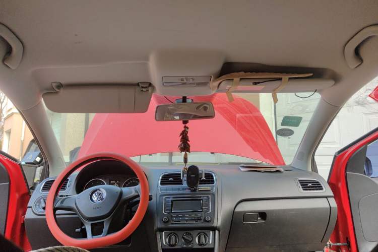 Used Volkswagen Polo 2014 1.6L Automatic Comfort Edition Headliner