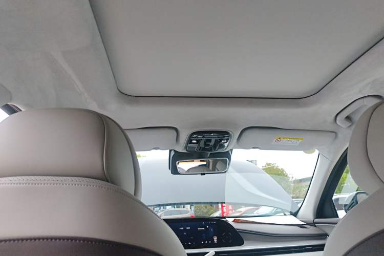 Used EXEED Stellar C-DM 2024 1.5T Long-Range Pro Headliner