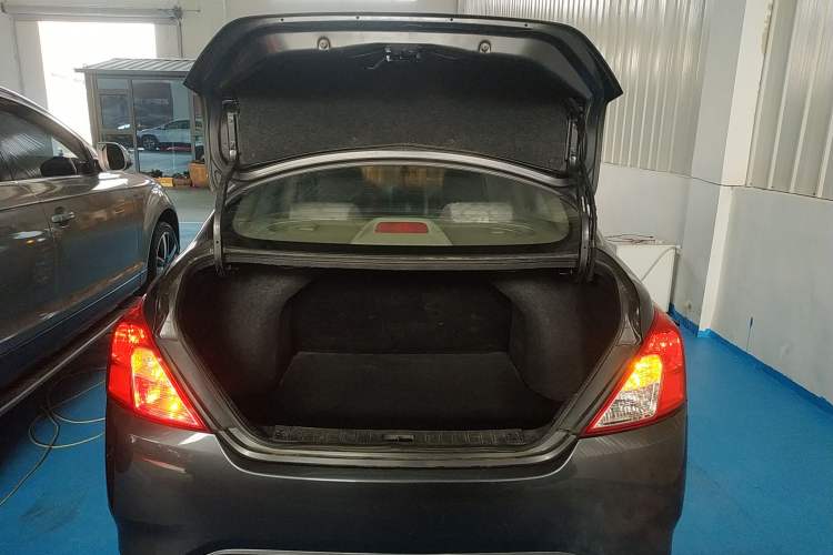 Used Nissan Sunny 2014 1.5XE Manual Comfort Edition