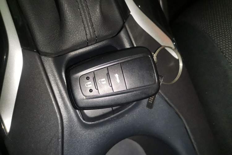 Used Toyota Corolla 2019 1.2T S-CVT GL-i Elite Edition Vehicle Key