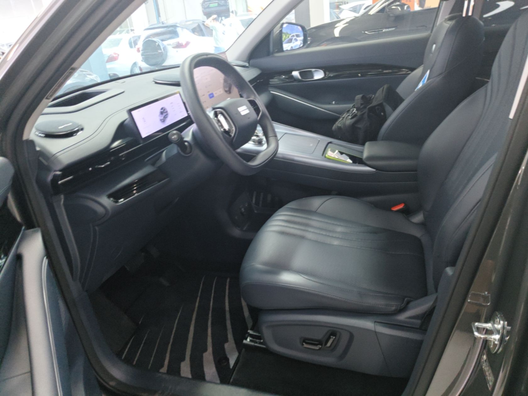 Geely Galaxy E5 2026 Model 610km Exploration+ Edition — снимка 17