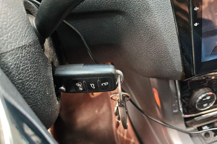 Used Volkswagen Passat 2016 330TSI DSG Luxury Edition Vehicle Key