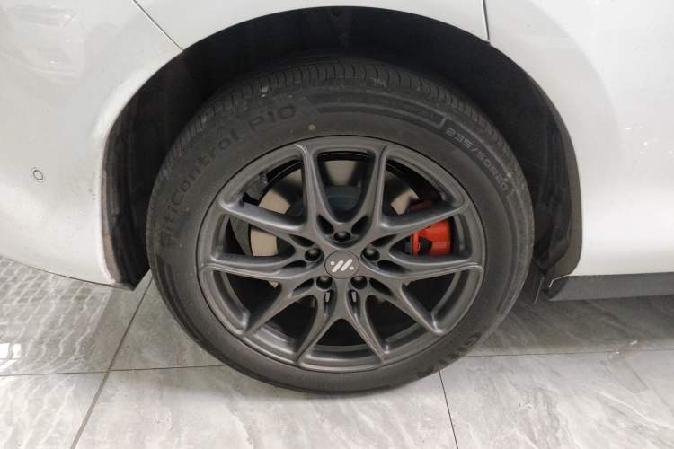 Used IM LS6 2025 Lingxi Intelligent Driving Edition Right Rear Wheel Hub