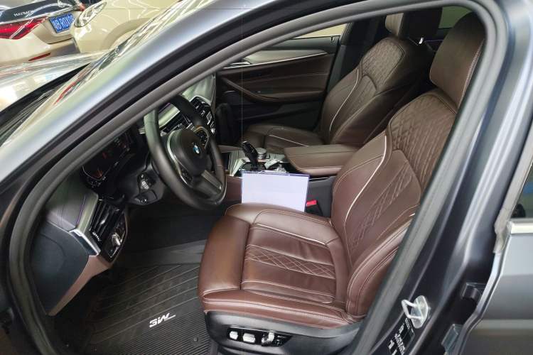 Used BMW 5 Series 2020 540i Sport Line M Sport Package Left Front Seat