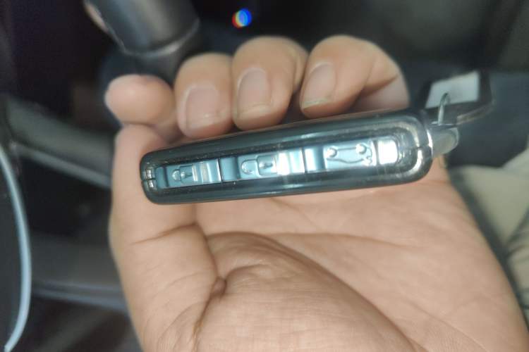 Used Volvo XC40 2024 B4 4x4 Smart Luxury Edition