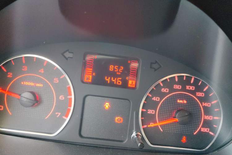 Used Wuling Hongguang V 2022 1.5L Jingqu Edition Electric-Assist LAR