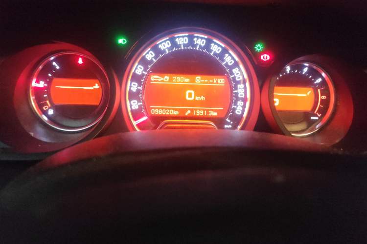 Used Citroen C5 2013 2.0L Automatic Luxury Model
