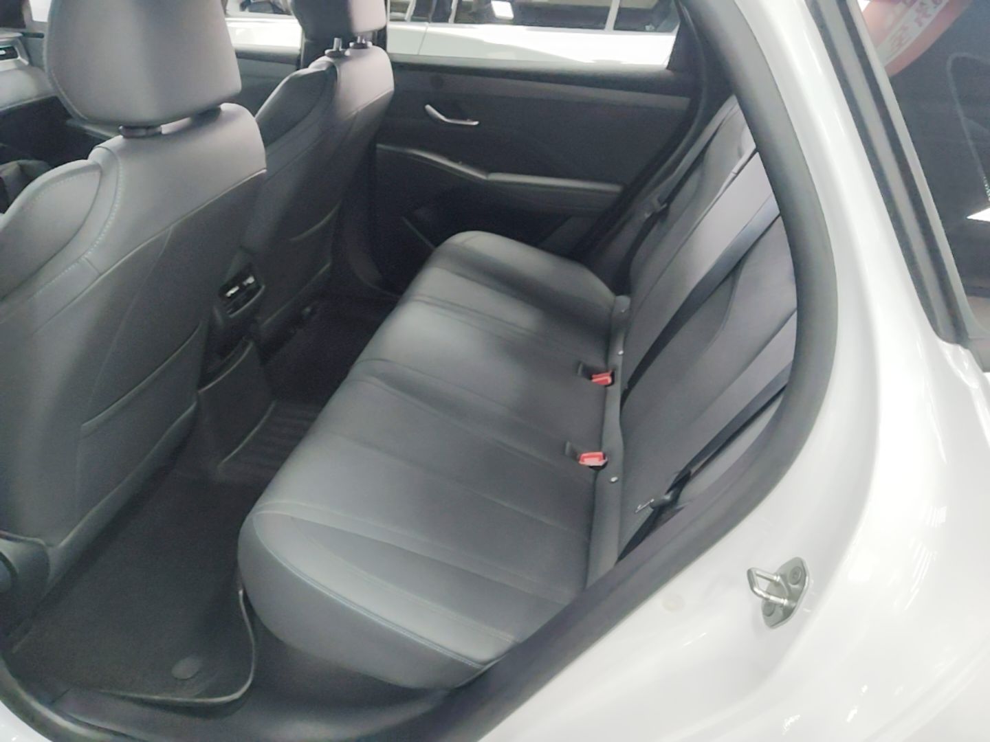 BYD Qin PLUS 2025 DM-i Smart Drive 55KM Leading Model — снимка 20