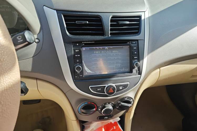 Used Hyundai Verna (older generation) 2010 Sedan 1.4L Automatic Comfort Model GS