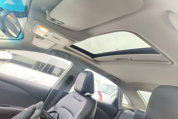 Used Chevrolet Monza 2019 Redline 320T Dual-Clutch Sporty Version China VI Standard