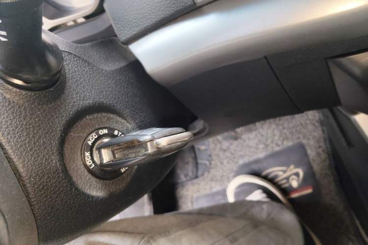 Used JAC Refine S3 2014 1.5L CVT Luxury Smart Model
