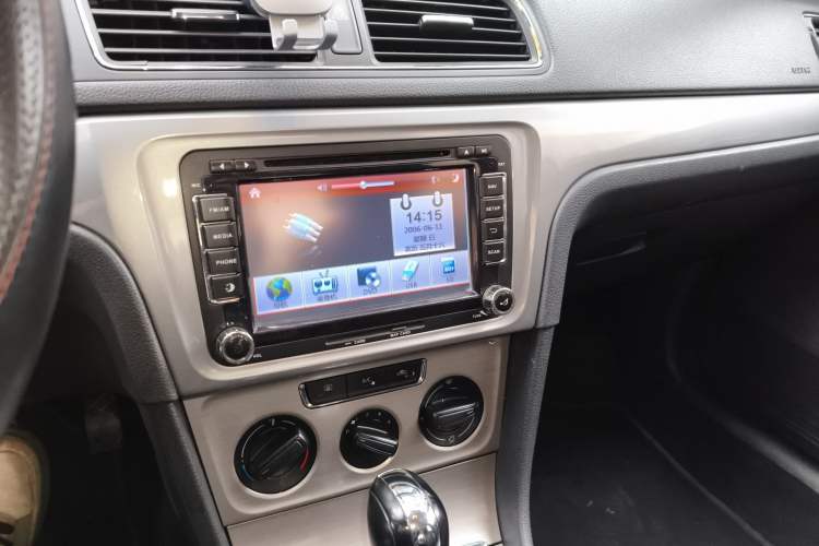 Used Volkswagen Lavida 2013 Restyled Classic 1.6L Automatic Comfort Edition
