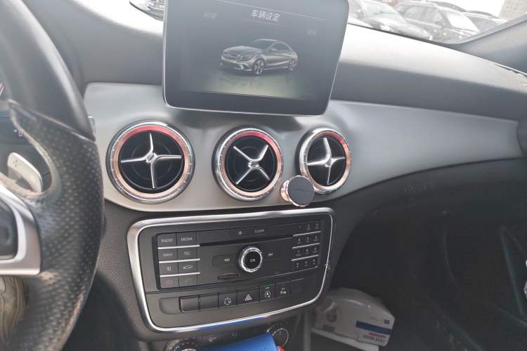 Used Mercedes-Benz CLA 2015 CLA 220 4MATIC
