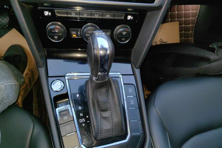 Used Volkswagen Lamando 2019 280TSI DSG Comfort Edition China VI standard
