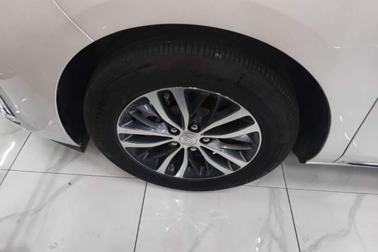 Used Buick GL8 2023 ES Lu Zun Comfort Model