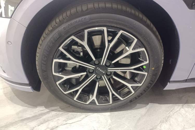 Used Zeekr 7X 2025 75 kWh Rear-Wheel Drive Intelligent Driving Version
