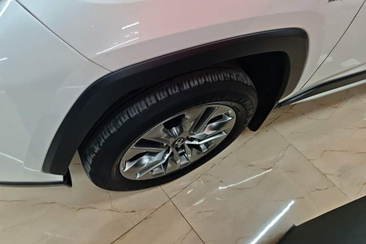 Used Toyota Wildlander 2021 Dual-Engine 2.5L E-CVT Two-Wheel Drive Luxury Edition