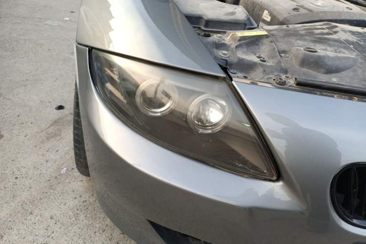 Used BMW Z4 2007 3.0si two-door sports car Right Front Headlight