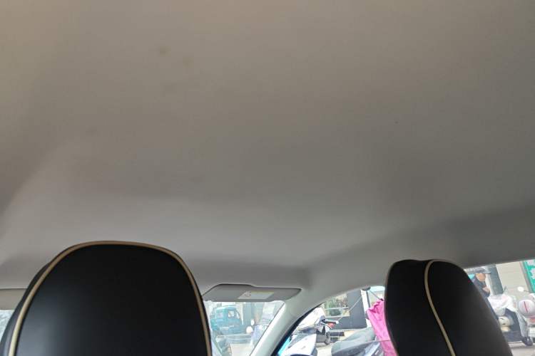 Used Volkswagen Santana 2015 1.6L Automatic Fashion Edition Headliner