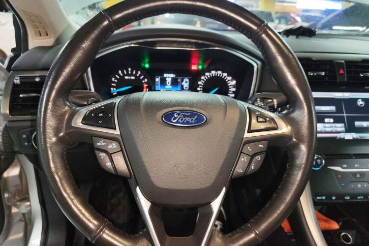 Used Ford Mondeo 2013 2.0L GTDi 200 Fashion Edition
