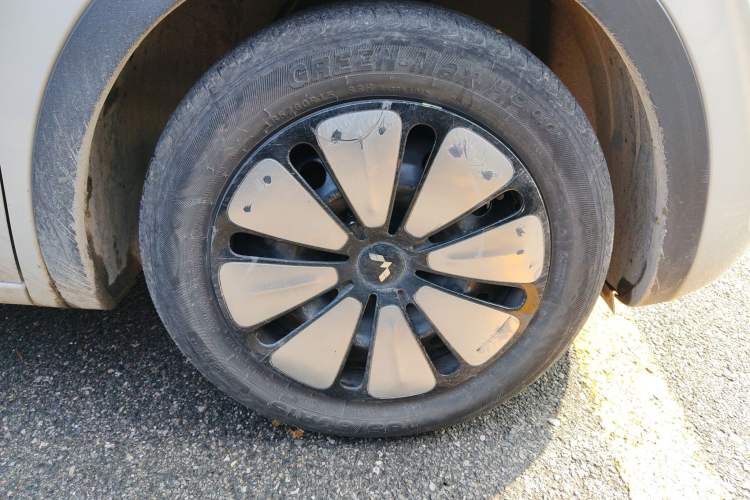 Used Wuling Bingo 2024 333 km Enjoyment Version
