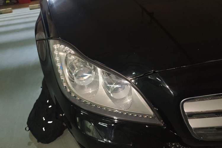 Used Mercedes-Benz CLS 2012 CLS 300 CGI Right Front Headlight
