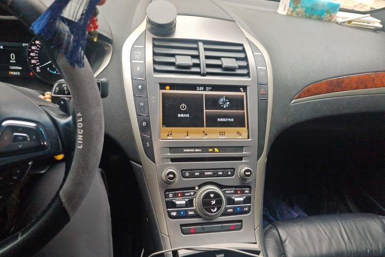 Used Lincoln MKZ 2017 2.0T Luxury Edition Audio And AC Panel