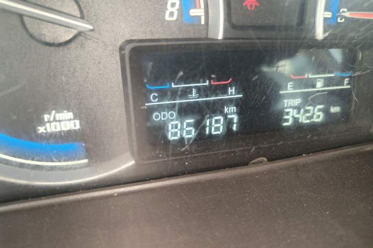 Used Baojun 730 2014 1.5L Manual Luxury Navigation ESP Version 7 Seats Instrument Cluster