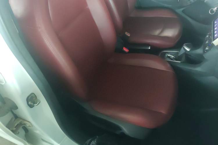 Used Peugeot 301 2016 1.6L Automatic Comfort Edition
