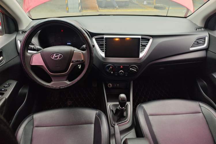 Used Hyundai Verna (new generation) 2016 1.4L Manual Cool Edition GLS
