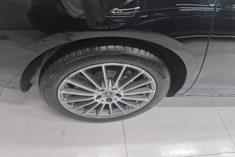 Used Mercedes-Benz E-Class 2022 E 260 L Exterior 5