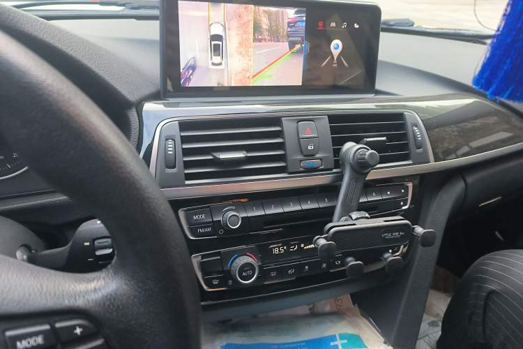 Used BMW 3 Series 2016 316i Fashion Model
