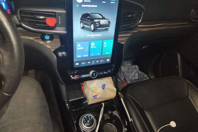 Used Ford Explorer 2020 EcoBoost 285 4x4 Titanium Edition 6 Seats