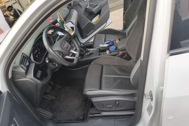 Used Audi Q3 Sportback 2020 40 TFSI Fashion Model
