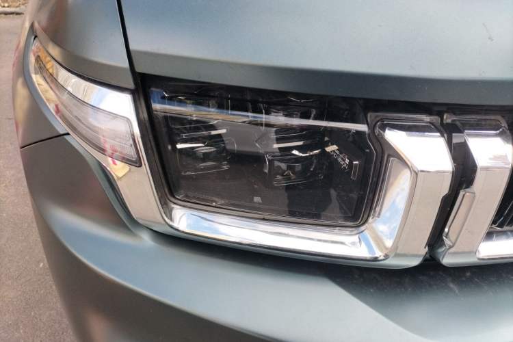 Used BAIC Off-Road BJ60 2023 2.0T Qianli Edition Five Seats
