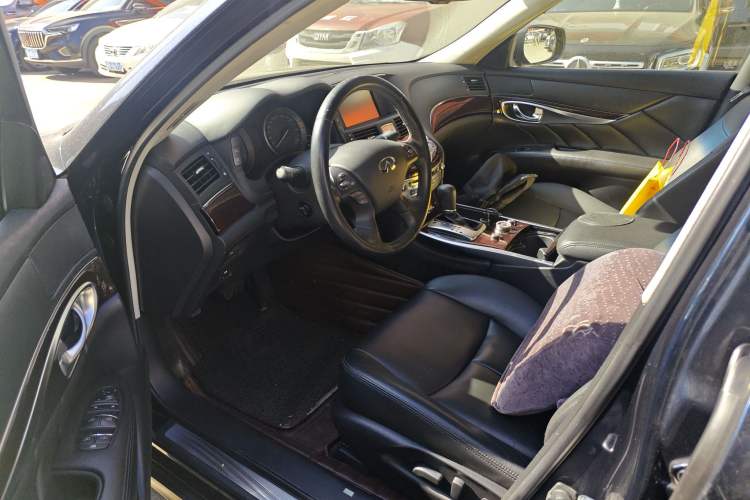 Used Infiniti Q70 2015 Q70L 2.5L Enjoyment Edition