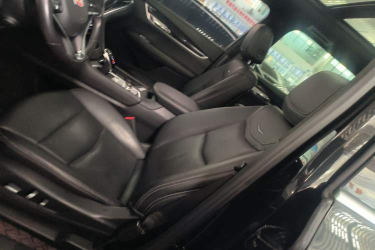 Used Cadillac XT6 2021 2.0T 7-Seater Four-Wheel Drive Luxury Version Left Front Seat