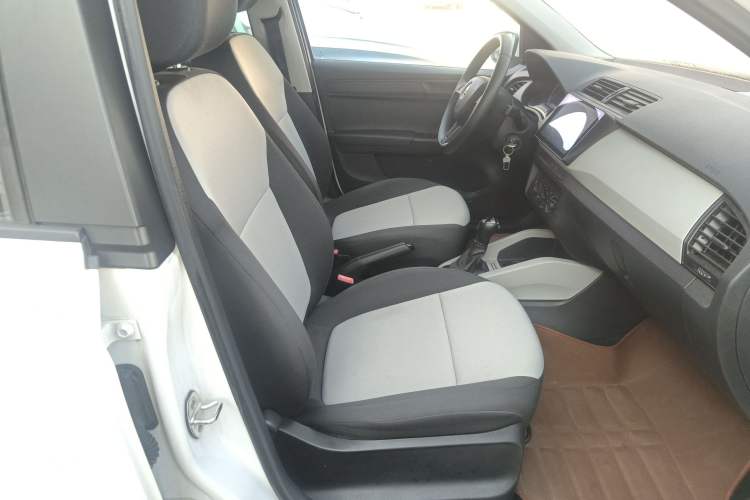 Used Skoda Fabia 2017 1.4L Automatic Car Enjoy Edition