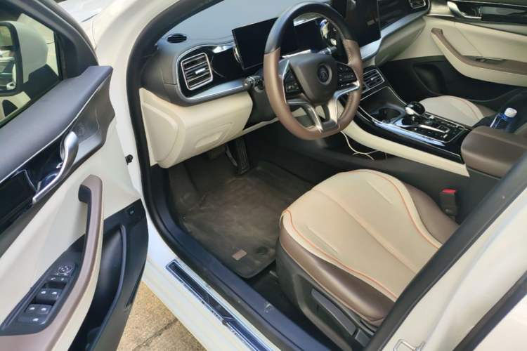 Used BYD Qin PLUS 2024 Honor Edition EV 510KM Leading Model
