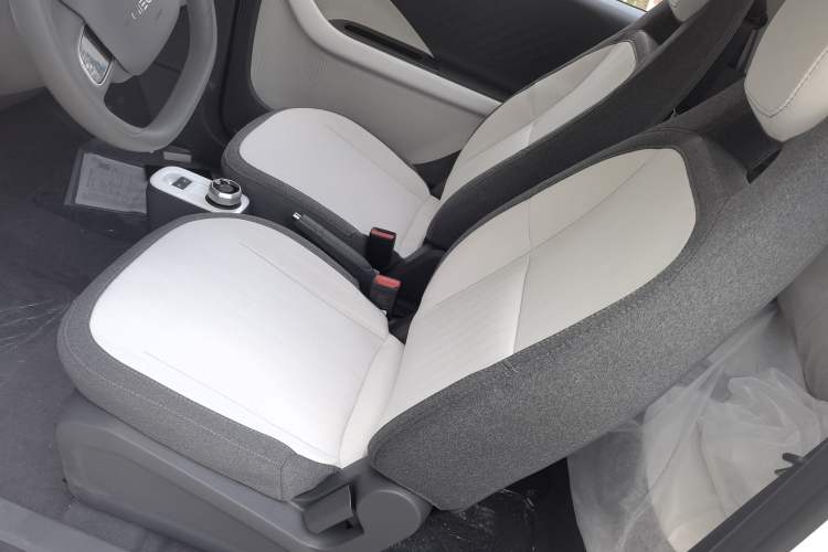 Used Geely Galaxy Panda 2025 210 km – Yuanqi Bear
