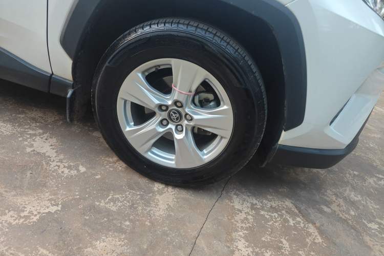 Used Toyota RAV4 2021 2.0L CVT Two-Wheel Drive Urban Edition
